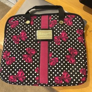 Betsey Johnson Lap Top Bag. Black with Pink Whimsical Bows and White Polka Dots